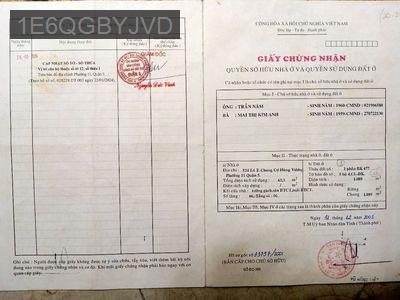 Bán chung cư cũ 63 m2 mặt tiền đường Tản Đà, 2pn , 1wc - Phường 11  -  Quận 5 