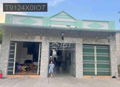 Bán nhà - Xã Bình Chánh  -  Huyện Bình Chánh  - 300m² - 1.8tỷ