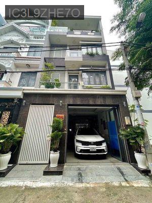 Cần bán nhà 1trệt 3 lầu nhà bè - Xã Phú Xuân  -  Huyện Nhà Bè 