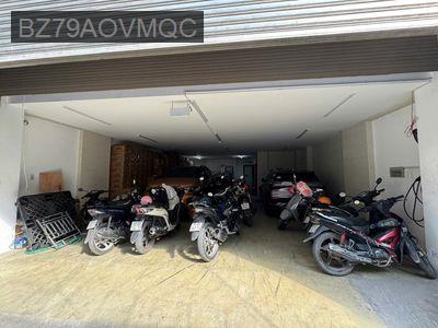 Nhà 4 tầng , 1 sân thượng,dt 8x13, gần trạm thu phí ,gần Aoen Tân Phú - Phường Bình Hưng Hòa  -  Quận Bình Tân 