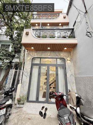 NHÀ HXH – LẠC LONG QUÂN – TẶNG FULL NỘI THẤT GIÁ CHỈ 4TY700 - Phường 10  -  Quận Tân Bình 
