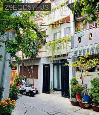 Siêu phẩm nhà 34m2 Nơ Trang Long, BT. Xây 1 trệt 2 lầu,SR. Hẻm xe hơi - Phường 7  -  Quận Bình Thạnh 