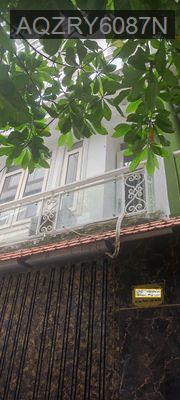 Bán nhà hẻm 25 đường Cửu Long sân bay TSN. DT: 4,8m x 11,66m - 6PN 6WC - Phường 2  -  Quận Tân Bình 