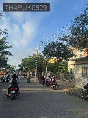 Bán đất - Xã Đông Thạnh  -  Huyện Hóc Môn  - 299m² - 6.32tỷ