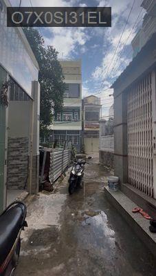 Bán đất tặng nhà - Chính chủ từ xưa- Bình Thạnh - Phường 11  -  Quận Bình Thạnh  Bán đất tặng nhà - Chính chủ từ xưa- Bình Thạnh - Phường 11  -  Quận Bình Thạnh