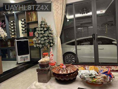 Gia đình cần bán - Phường 12  -  Quận Tân Bình 