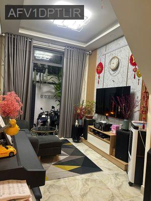 Nhà đẹp 3 tầng giá rẻ khu phố ẩm thực Quận 4 - Phường 15  -  Quận 4 