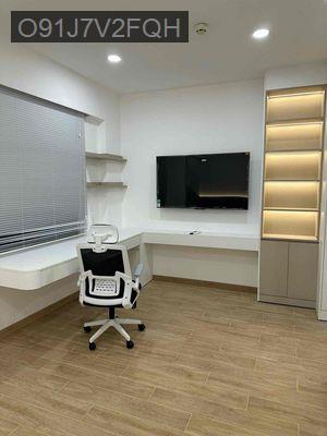 Bán Gấp CC Saigon South Q7, Nhà sẵn sổ, tiện đi RMIT, Full Nội thất - Xã Phước Kiển  -  Huyện Nhà Bè 