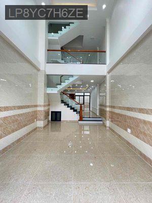 cần bán căn nhà đẹp tâm huyết Sát bên Vạn Phúc City - Phường Hiệp Bình Phước  -  Quận Thủ Đức 