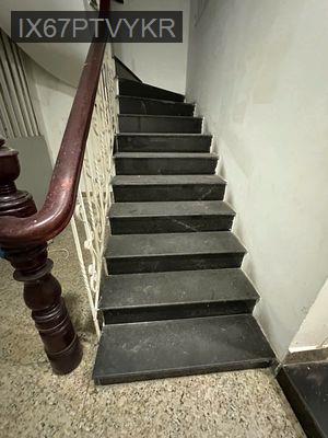 Nhà mặt tiền Trần Thiện Chánh gần 3/2 4,5x16m 5 tầng, st + thang máy - Phường 12  -  Quận 10 