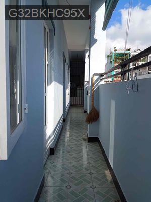 Nhà 3 tấm betong kiên cố hẻm Tám Danh P4Q8 - Xã Bình Hưng  -  Huyện Bình Chánh 