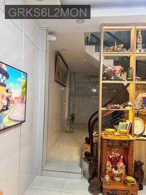 bán nhà mặt tiền - Phường 14  -  Quận Tân Bình 