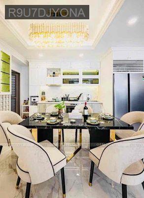 Bán chung cư - Xã Phước Kiển  -  Huyện Nhà Bè  - 95m² - 6.4tỷ