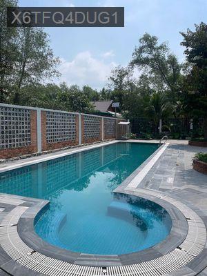 HIỆN TẠI TÔI ĐANG NGỘP BÁN GẤP BIỆT THỰ NHÀ VƯỜN HỒ BƠI - Phường Long Trường  -  Quận 9 