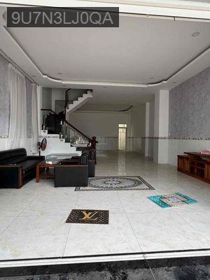 Chính chủ bán nhà giá 6 tỷ- đã hoàn công đầy đủ giấy tờ - Xã Phước Lý  -  Huyện Cần Giuộc 