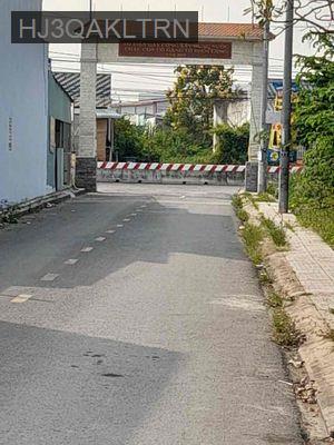 🚗 2 mặt tiền: Mặt trước ~5m, mặt sau hẻm 2m – thoáng mát, thuận tiện d - Xã Long Định  -  Huyện Cần Đước 