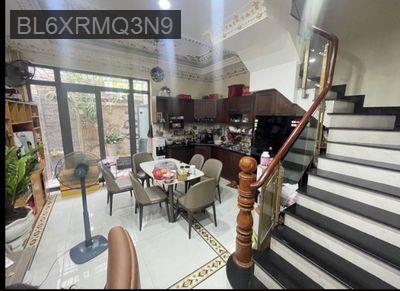 Bán nhà - Phường Tân Phú  -  Quận 7  - 61m² - 7.5tỷ