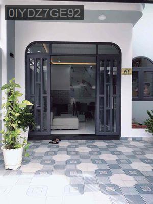 ngay chợ mỹ hạnh, 5x20 : 100m2 , 3 phòng ngủ , 2 Wc, Sân, phòng khách, - Xã Mỹ Hạnh Nam  -  Huyện Đức Hòa 