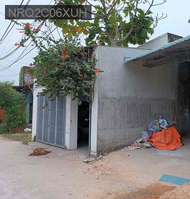 Nhà sổ hồng riêng full thổ cư - Xã Mỹ Hạnh Bắc  -  Huyện Đức Hòa 