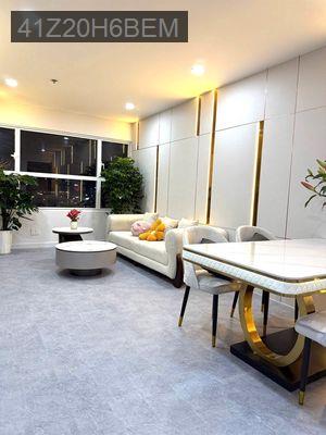 Chính chủ cần bán căn 97m² - View Đông - Có sổ - tại Sunrise City Q7 - Phường Tân Hưng  -  Quận 7 