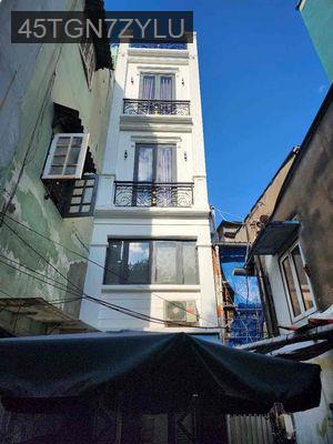 Bán nhà - Phường 8  -  Quận 4  - 19m² - 5.2tỷ