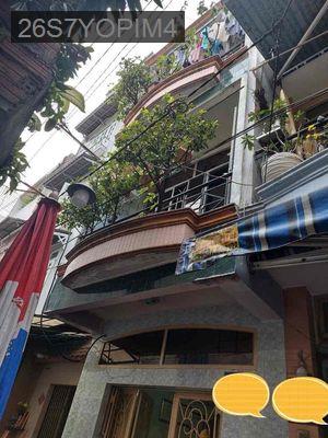 Bán nhà 2 lầu hẻm 3m trước nhà là chợ Vườn Chuối (3x7m) giá 3T95 - Phường 4  -  Quận 3 