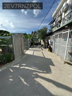 Chính chủ bán nhà đang ở Phường Thạnh Lộc gần cao đẳng điện lực - Phường Thạnh Lộc  -  Quận 12 