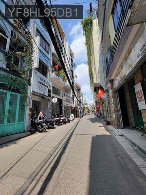 Bán nhà - Phường 1  -  Quận Phú Nhuận  - 22m² - 3.78tỷ