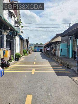 Bán nhà - Xã Bình Chánh  -  Huyện Bình Chánh  - 300m² - 1.98tỷ