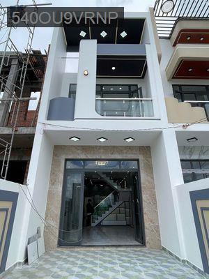 NHÀ 1 TRỆT 1 LẦU 105m2 - 3 PN 2 WC - VEN HCM - CÁCH AEON BÌNH TÂN 35P - Xã Long Hoà  -  Huyện Cần Đước 