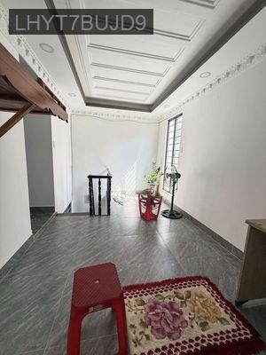 Nhà Q10 - Gần Đường 3/2 - 3PN - Sân
Thượng - Nội Thất - 3Tỷ1 - Phường 10  -  Quận 10 