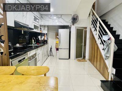 NGUYỄN TRỌNG TUYỂN - 4 TẦNG BTCT - 36M2 - 2 PHÒNG NGỦ - Phường 8  -  Quận Phú Nhuận 