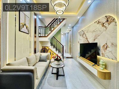 Bệnh Viện Quân Y- Chợ Gò Vấp, 4 Tầng, 3 PN, Full Nội thất 4.xx tỷ - Phường 1  -  Quận Gò Vấp 