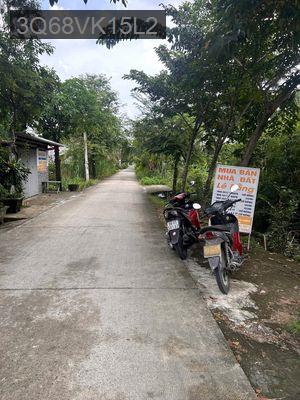 Đất nông nghiệp có thể lên thổ cư , 150m2 đường kênh T2 - Xã Hưng Long  -  Huyện Bình Chánh 