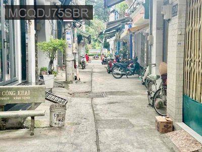 Bán nhà - Phường 11  -  Quận 6  - 40m² - 5tỷ