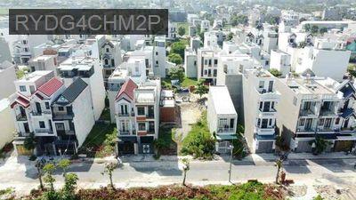 Chính Chủ cần bán lô đất trục chính ngay Cổng Chính - Gần Hồ - Chợ -TT - Xã Mỹ Hạnh Bắc  -  Huyện Đức Hòa 