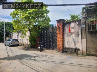 Bán 3 lô đất thổ cư liền kề, 2 mặt tiền, có 2 căn nhà sẵn - Phường Thạnh Mỹ Lợi  -  Quận 2 