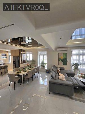 Bán Penthouse Sky Garden 2 – 265m², 5PN, WC,Full Nt Cao cấp bán 17,5ty - Phường Tân Phong  -  Quận 7 