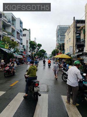 Căn hộ 35m2 nằm trên đường Trần Nhân Tôn - Phường 2  -  Quận 10 