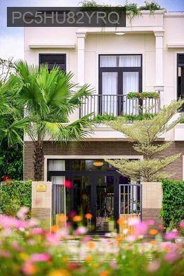 Nhà Phố Lan Anh Avenue Tại TPHCM Ngay Nhà Máy LEGO - Xã Hội Nghĩa  -  Thị xã Tân Uyên  Nhà Phố Lan Anh Avenue Tại TPHCM Ngay Nhà Máy LEGO - Xã Hội Nghĩa  -  Thị xã Tân Uyên