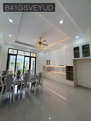 NHÀ ĐẸP MỚI XÂY PHÁP LÝ CHUẨN GIÁ TỐT - Xã Long Khê  -  Huyện Cần Đước 