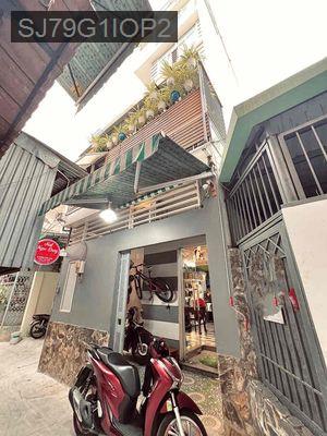 5 tầng gấp bán, gần q1 - Phường 12  -  Quận 3 