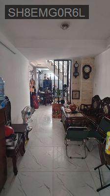 Nhà căn góc hẻm 160 Nguyễn Văn Quỳ giá tốt chính chủ - Phường Phú Thuận  -  Quận 7 