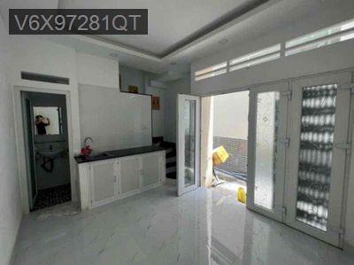 Bán nhà - Phường 6  -  Quận Gò Vấp  - 18m² - 2.13tỷ