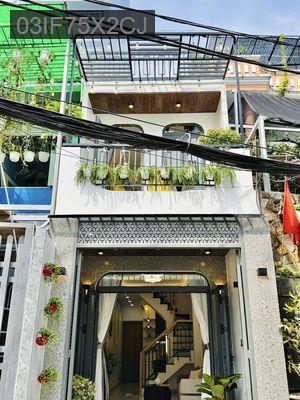 BÁN NHÀ MỚI  MẶT TIỀN HẺM XE TẢI THÔNG THÍCH QUẢNG ĐỨC - Phường 5  -  Quận Phú Nhuận 