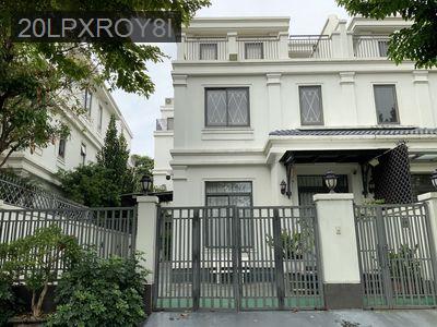 Biệt thự mặt tiền sông, rộng thoáng mát, nở hậu, khu bán compound. - Phường An Phú  -  Quận 2 