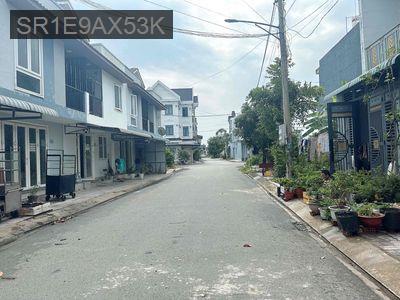 Nhà Lầu 60m2 - Sát Bên Công Viên 7 Kỳ Quan - SHR Hoàn Công - Hướng Nam - Xã Mỹ Hạnh Bắc  -  Huyện Đức Hòa 
