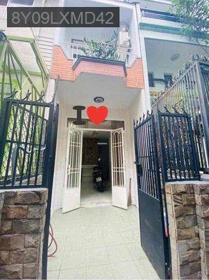 Hẻm ba gác Trần văn đang thông ra Rạch Bùng Binh - khu sầm uất về đêm - Phường 9  -  Quận 3 