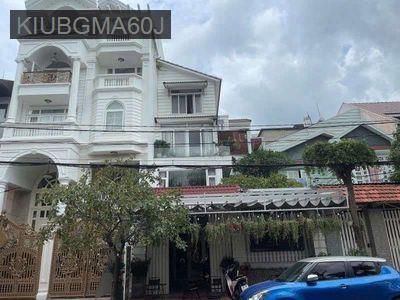 Biệt thự Quận 8. 500m2 . giá 37 tỷ. *** - Phường 10  -  Quận 8 