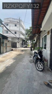 NHÀ MẶT TIỀN - HẺM XE HƠI - TIỆN KINH DOANH BUÔN BÁN - TT. Nhà Bè  -  Huyện Nhà Bè  NHÀ MẶT TIỀN - HẺM XE HƠI - TIỆN KINH DOANH BUÔN BÁN - TT. Nhà Bè  -  Huyện Nhà Bè